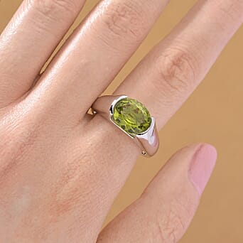 https://tjcuk.sirv.com/Products/82/2/8221395/D-joy-Peridot-Solitaire-Ring-in-Rhodium-OverlaySterling-Silver-Silver-_8221395_1.jpg?w=342&h=342