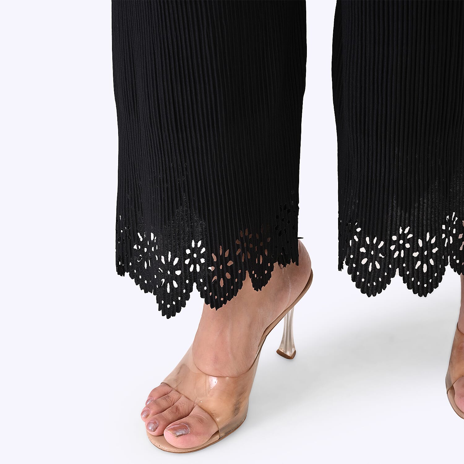 Styled By Laser-Cut Hem Pleated Wide Leg Trouser (One Size) - Black