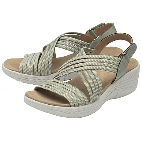 Dunlop Women's Trish Comfortable Wedge Sandal (Size 4) - Sage Green