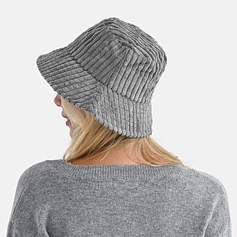 https://tjcuk.sirv.com/Products/82/2/8227981/Patterned-Hat-Cap-and-Earmuff-Size-58x1-cm-Grey_8227981_2.jpg?w=342&h=342