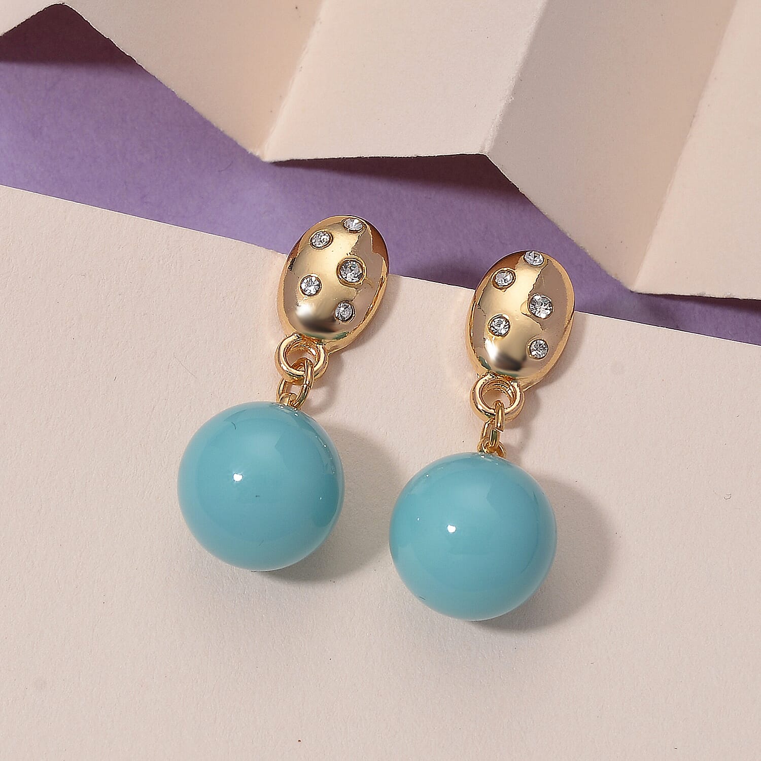 Sleeping Beauty Color Shell Pearl & Austrian White Crystal Earring with Push Back in Yellow Gold Plated 30.20 Ct.