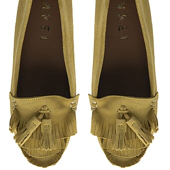 https://tjcuk.sirv.com/Products/82/2/8229745/Ravel-Ladies-Shoe-Size-5-Mustard_8229745_2.jpg?w=342&h=342