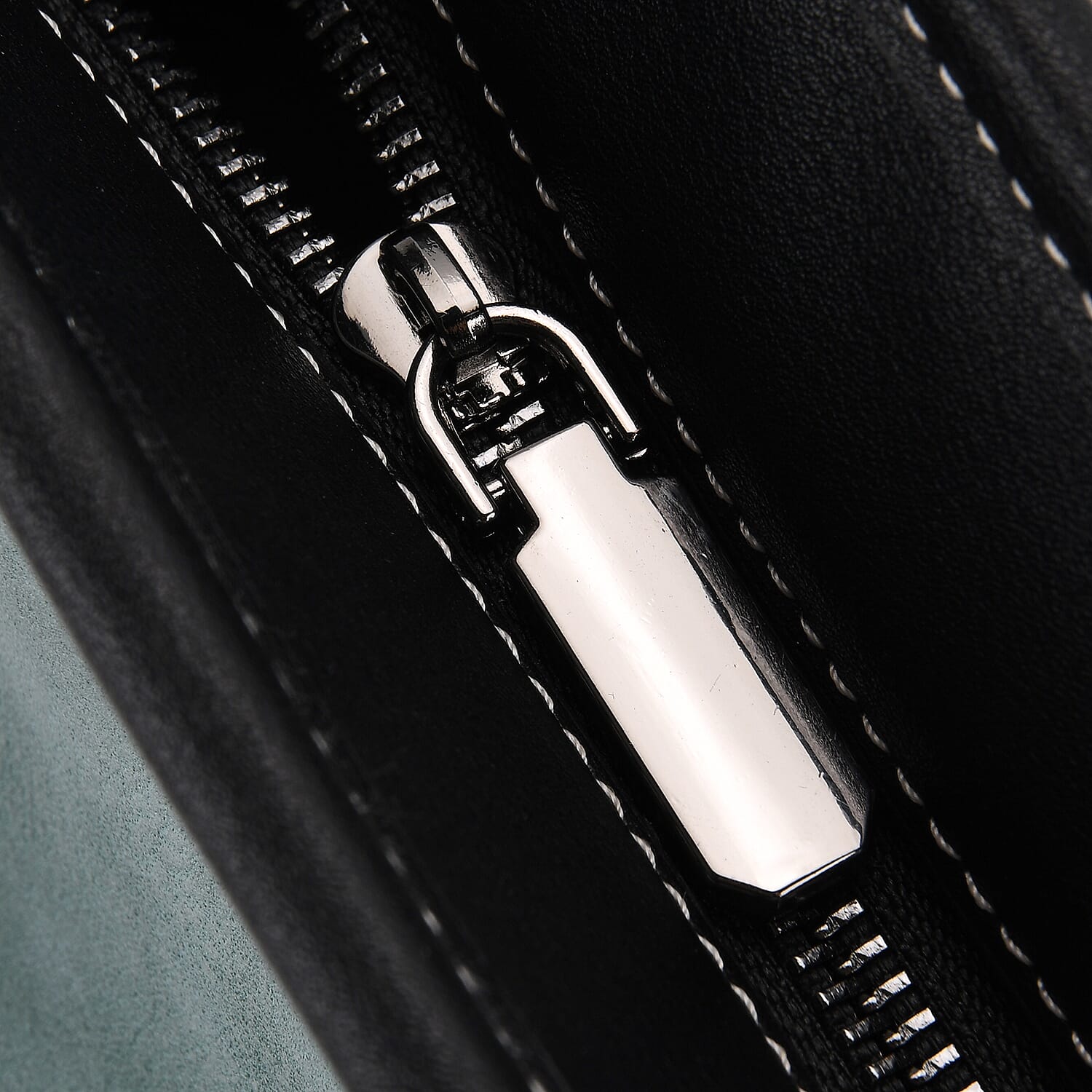 Floral Embroidered Tote Bag - Blue