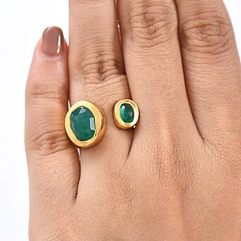 https://tjcuk.sirv.com/Products/82/3/8231354/D-Joy-Green-Onyx-Fancy-Ring-in-18K-YG-PlatingSterling-Silver-Silver-Wt_8231354_2.jpg?w=342&h=342