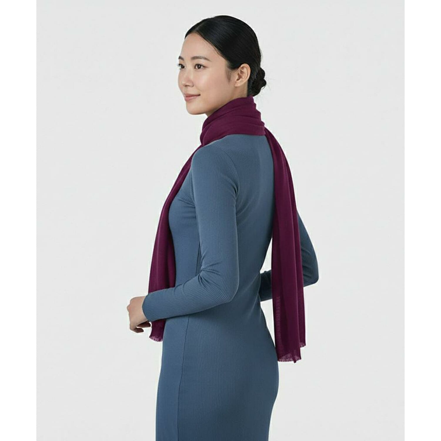 La Marey Signature 100%  Cashmere Wool Scarf (Size 195 x 70 Cm) - Plum