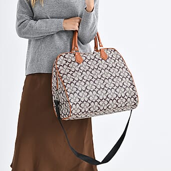 https://tjcuk.sirv.com/Products/82/3/8233354/Geometric-Pattern-Travel-Duffle-Bag-with-Shoulder-Strap-100-cm-Light-B_8233354_3.jpg?w=342&h=342