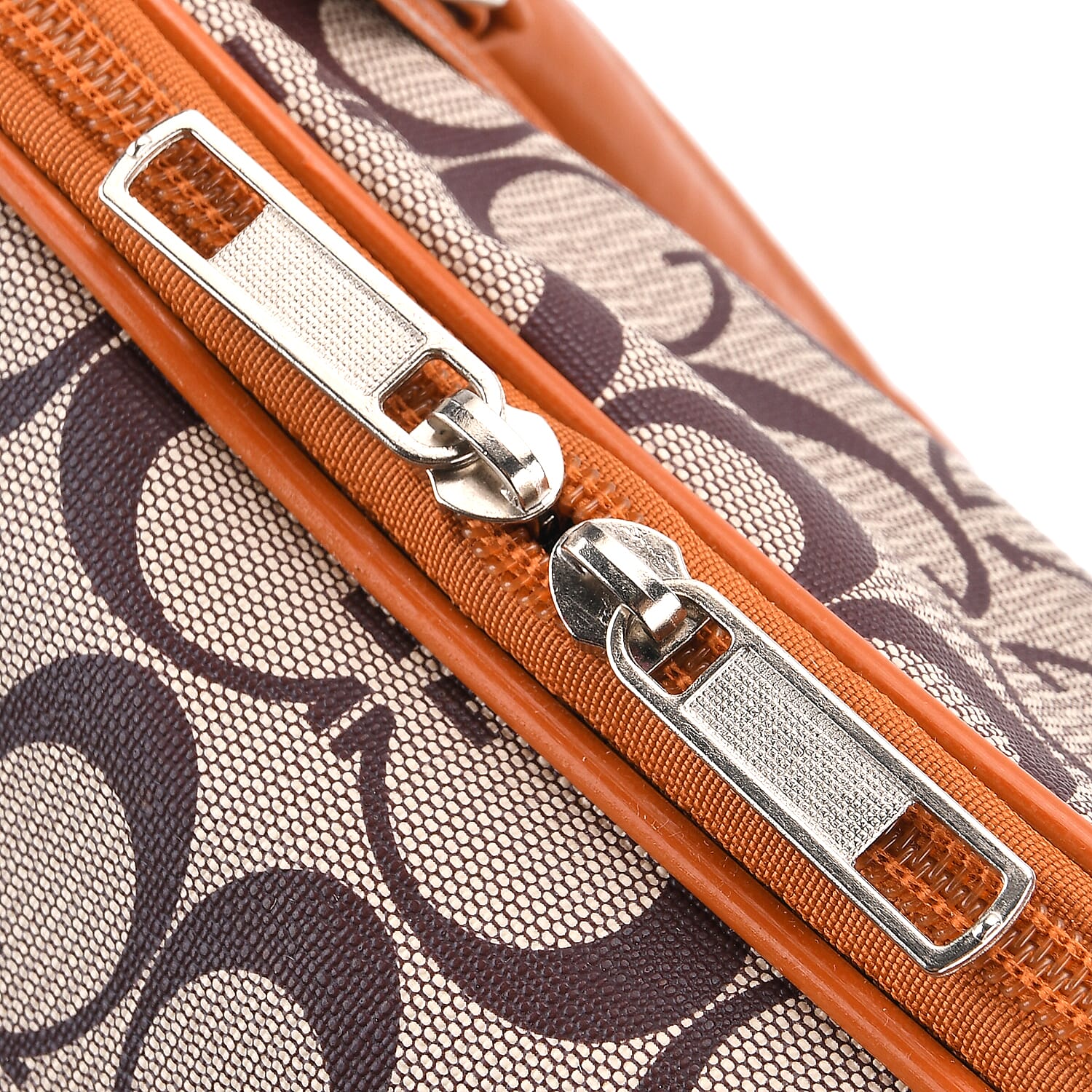 Geometric Pattern Travel Duffle Bag with Shoulder Strap (100 cm) - Light Brown