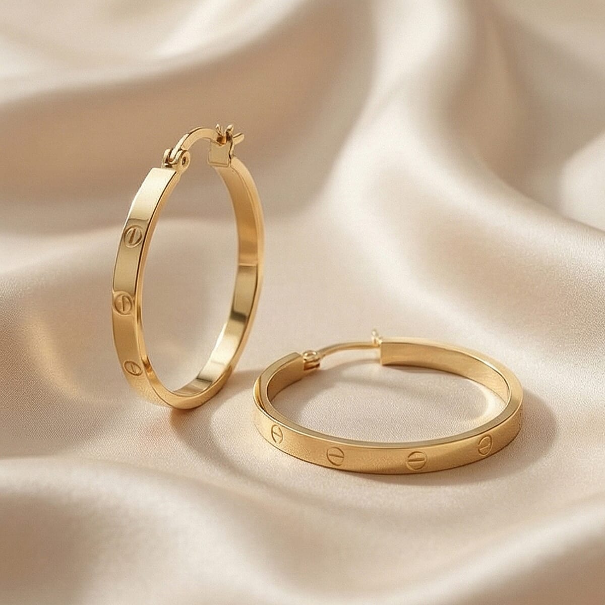 Designer Inspired - 9K Yellow Hoop Gold Earring with Clasp 1.85 Gms