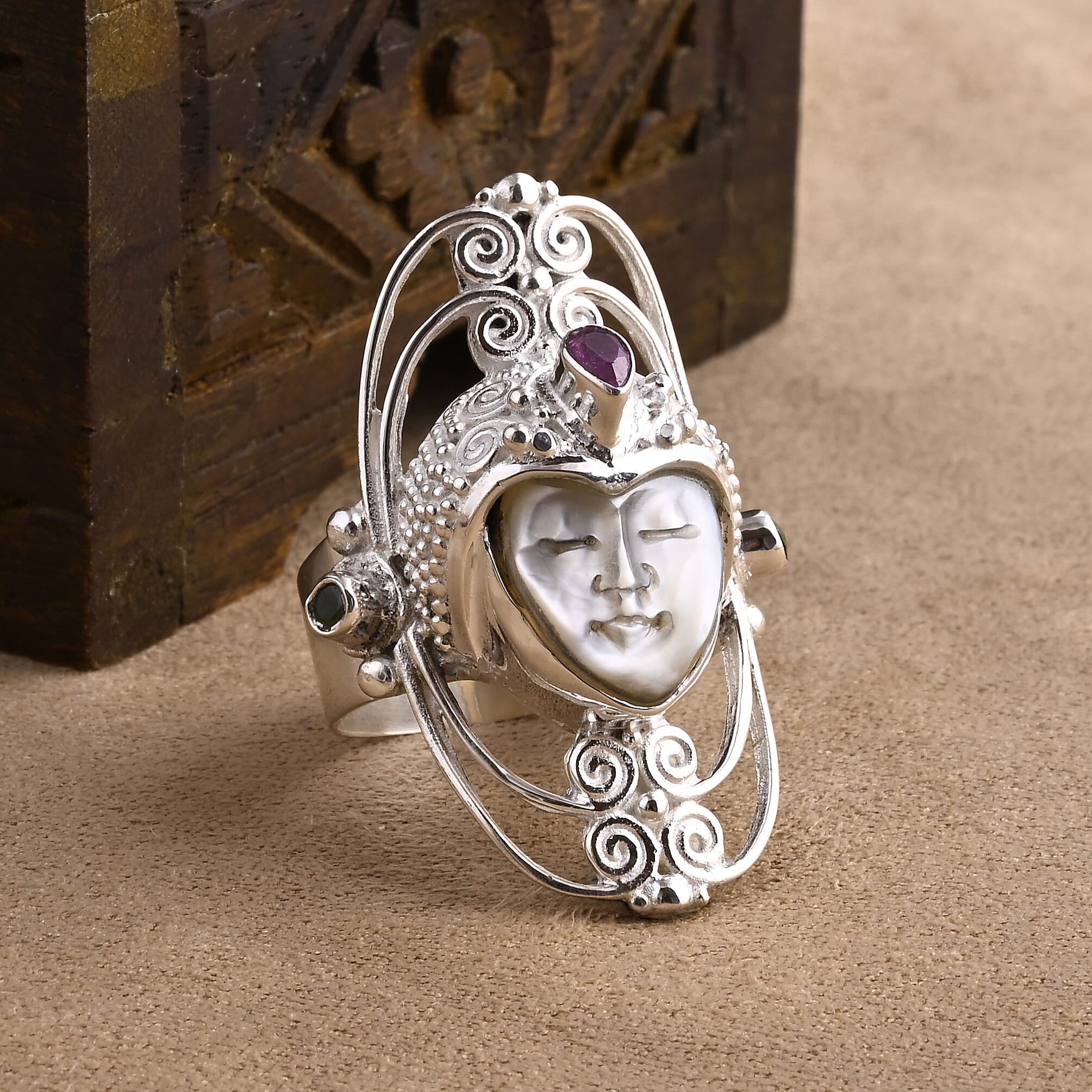 Mother Of Pearl, Natural Chrome Diopside & Fissure Filled Pink Sapphire Ring Sterling Silver 4.40 Ct, Silver Wt. 14.32 Gms.