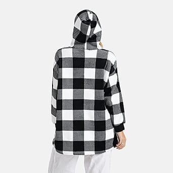 https://tjcuk.sirv.com/Products/82/3/8234404/Tamsy-Super-Soft-Fleece-Checkered-Oversize-Hoodie-One-Size-Black-White_8234404_1.jpg?w=342&h=342