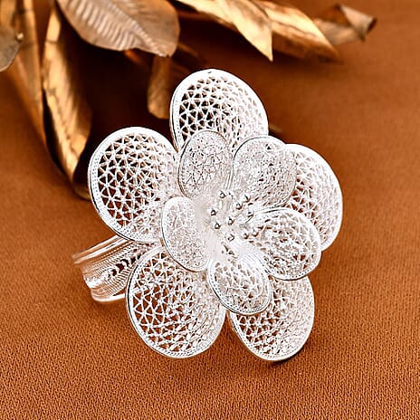 Bali Legacy Sterling Silver Flower Ring, Silver Wt. 7.50 Gms.