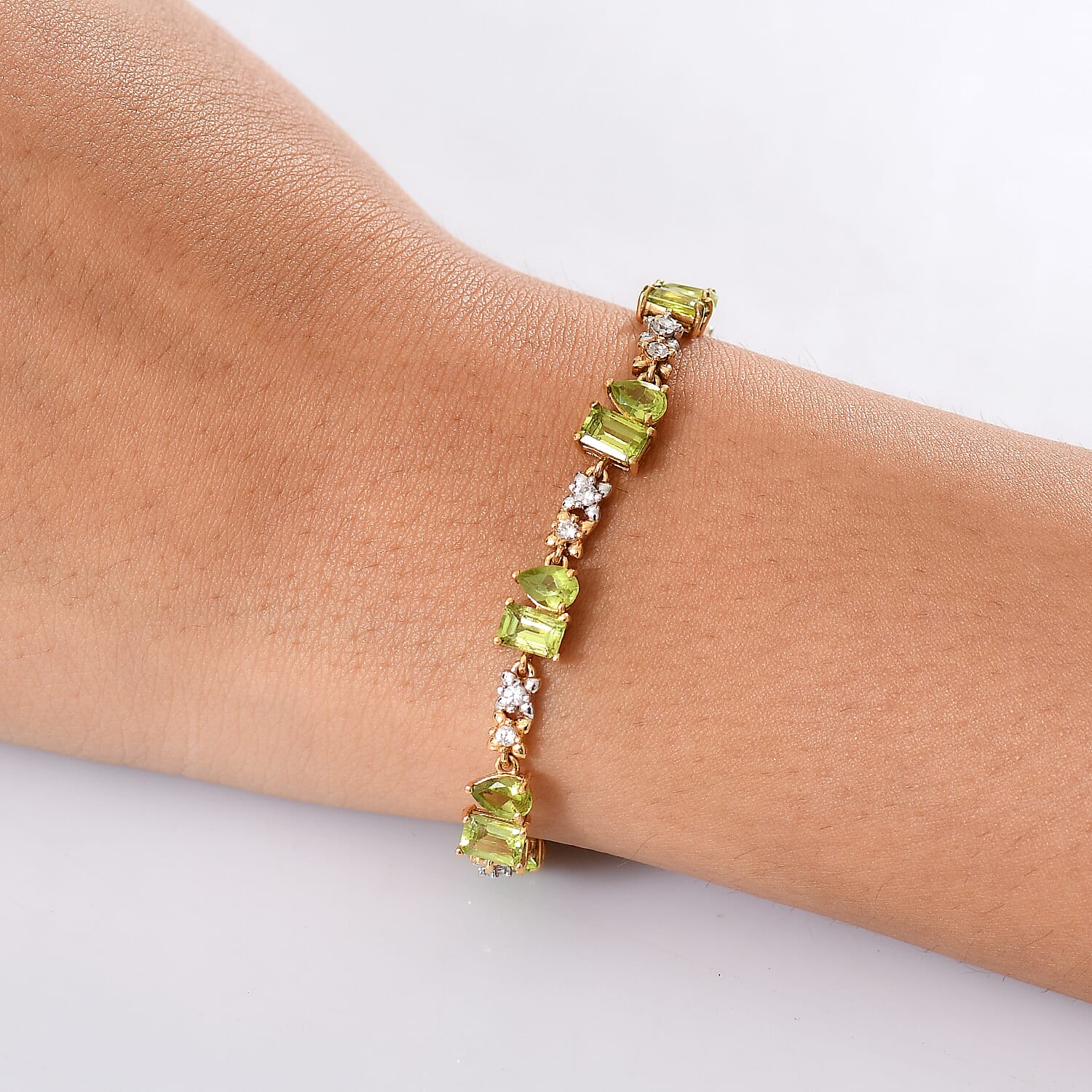 D'joy White Zircon & Natural Hebei Peridot Vine Bracelet 1 Row (Size - 7 - 2 Ext) with Lobster Clasp in Yellow Gold Plating Sterling Silver 5.84 Ct.