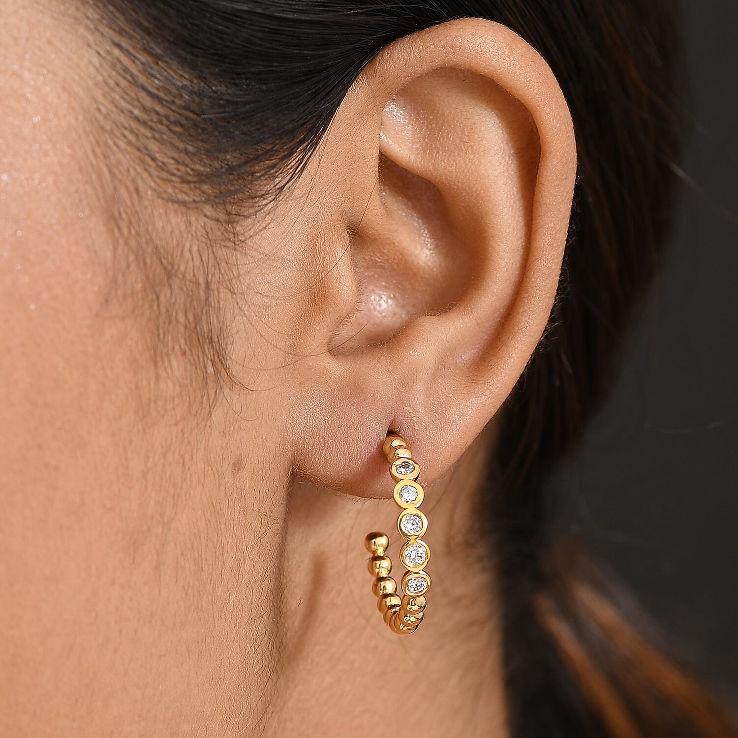 Luxuriant Lab Grown Diamond (SI-GH) Full Hoop Earring in 18K Vermeil Yellow Gold Plated Sterling Silver 0.50 Cts