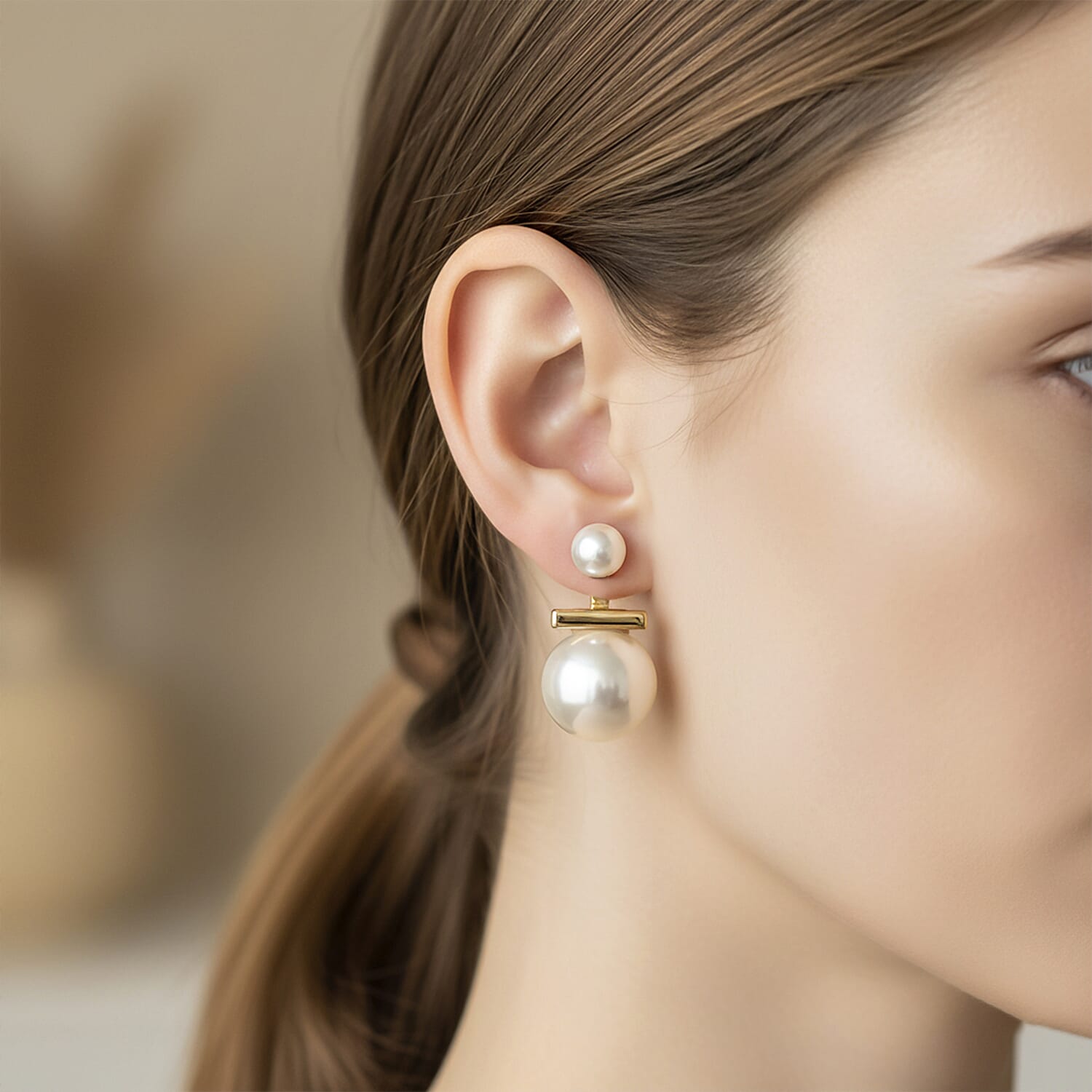 Sleeping Beauty White colour Shell Pearl Beads Earring