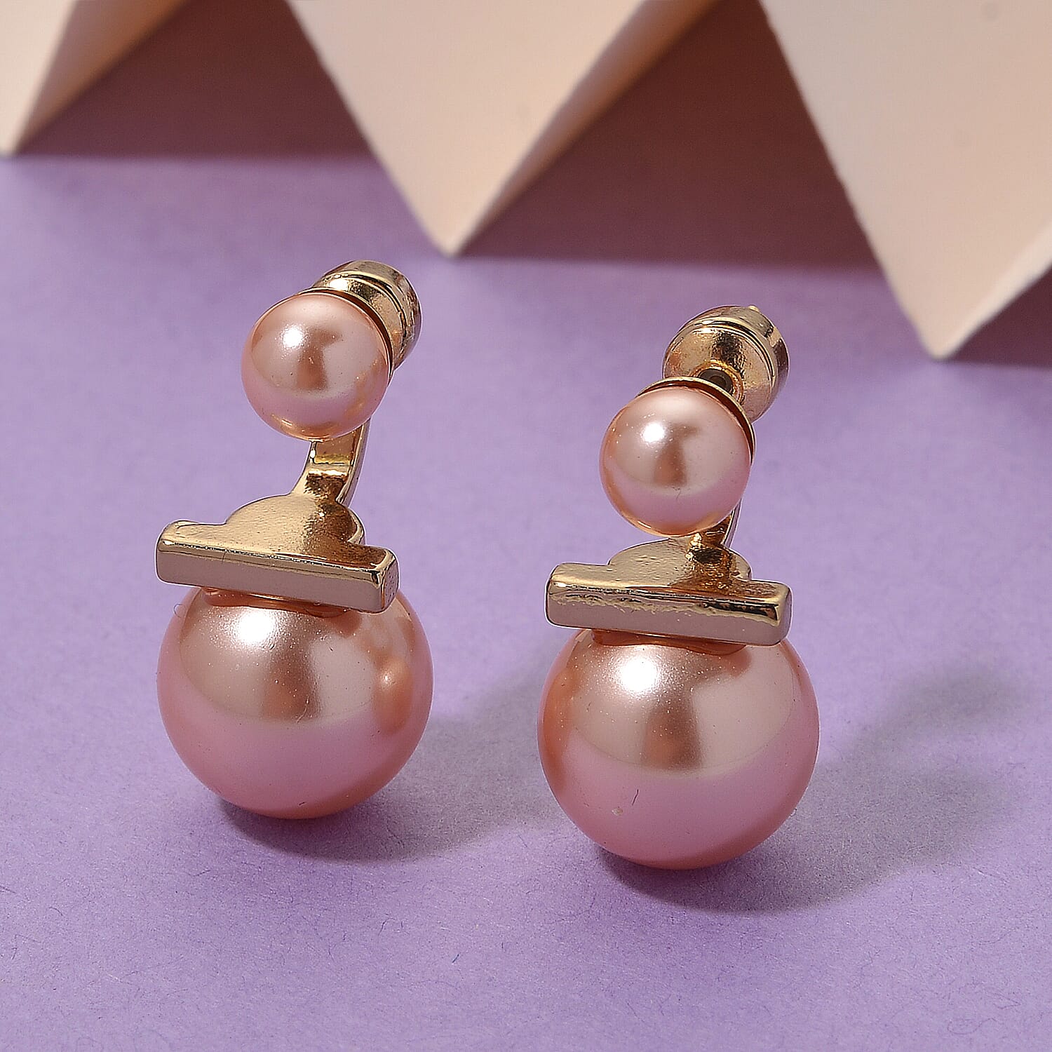 Sleeping Beauty Peach colour Shell Pearl Beads Earring