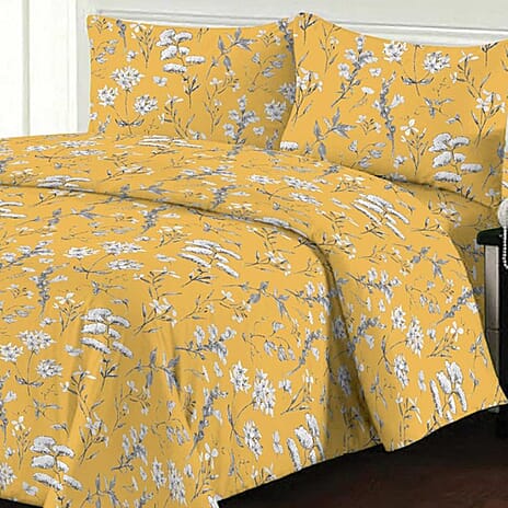 Daisy Land Print Duvet Cover Set With 2 Pillowcases & Fitted Sheet (Size Double) - Yellow