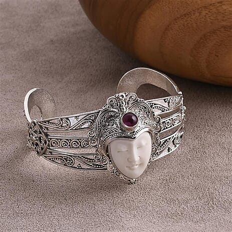 Ox Bone & Ruby Cuff Bangle in Sterling Silver 2.21 Ct, Silver Wt. 41.65 Gms.