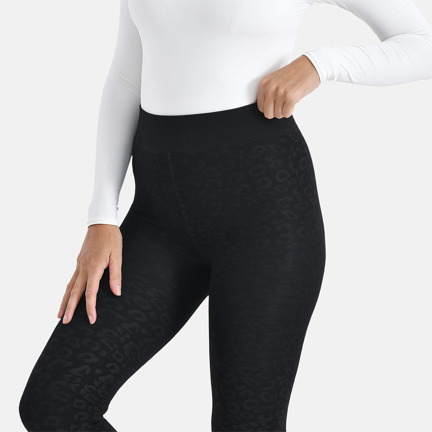 Tamsy Leopard Embossed Faux Fur Leggings (Size M) - Black