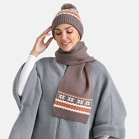 BRAND NEW LAUNCH - MUST HAVE -Styled By Set of 2 Hat - Scarves - Brown