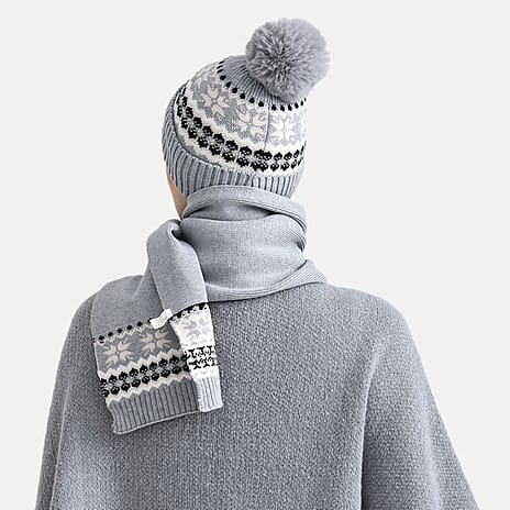 BRAND NEW LAUNCH - MUST HAVE -Styled By Set of 2 Hat - Scarves - Grey