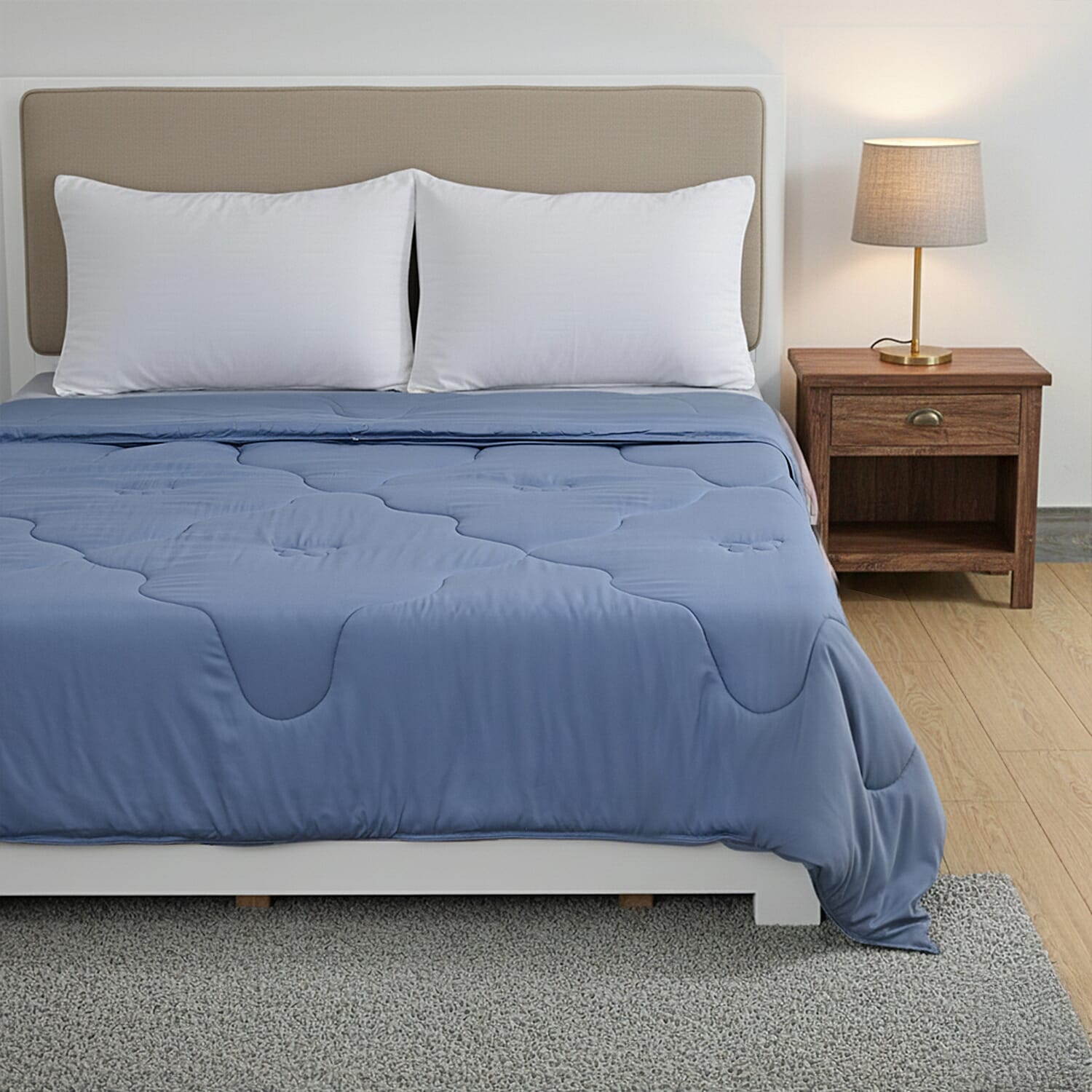 First Time Ever - All Season 100% Mulberry Silk Filled Quilt With 100% Bamboo Cover (Size King, 225 x 220 cm) - Blue