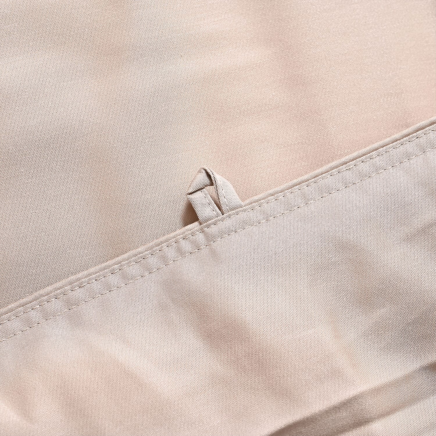 First Time Ever - All Season 100% Mulberry Silk Filled Quilt With 100% Bamboo Cover (Size King, 225 x 220 cm) - Champagne