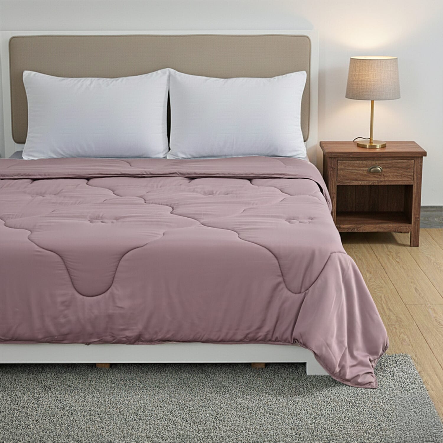 First Time Ever - All Season 100% Mulberry Silk Filled Quilt With 100% Bamboo Cover (Size King, 225 x 220 cm) - Purple