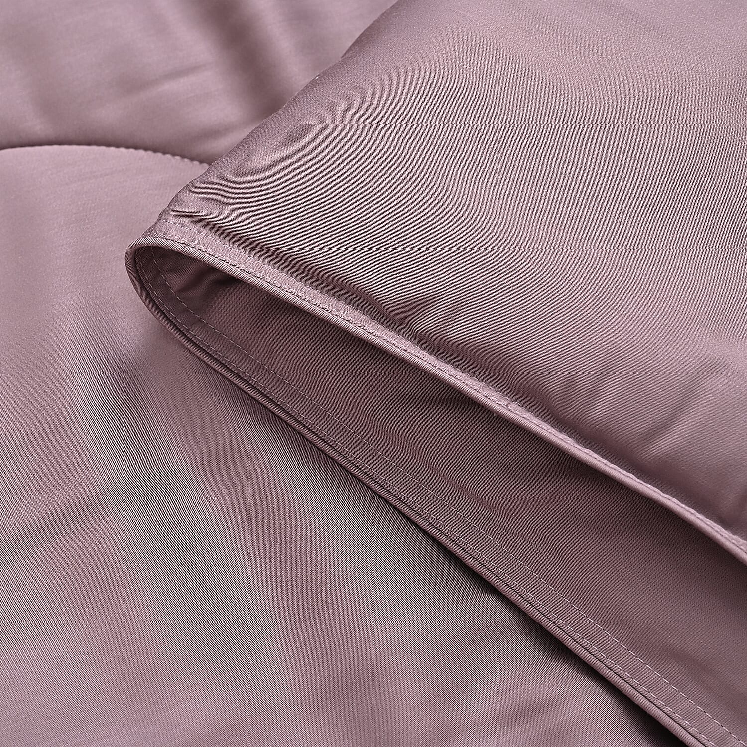 First Time Ever - All Season 100% Mulberry Silk Filled Quilt With 100% Bamboo Cover (Size King, 225 x 220 cm) - Purple