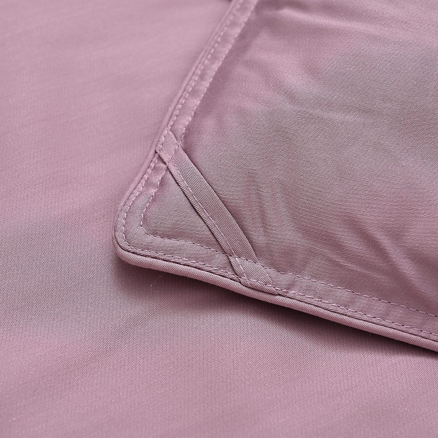 First Time Ever - All Season 100% Mulberry Silk Filled Quilt With 100% Bamboo Cover (Size King, 225 x 220 cm) - Pink