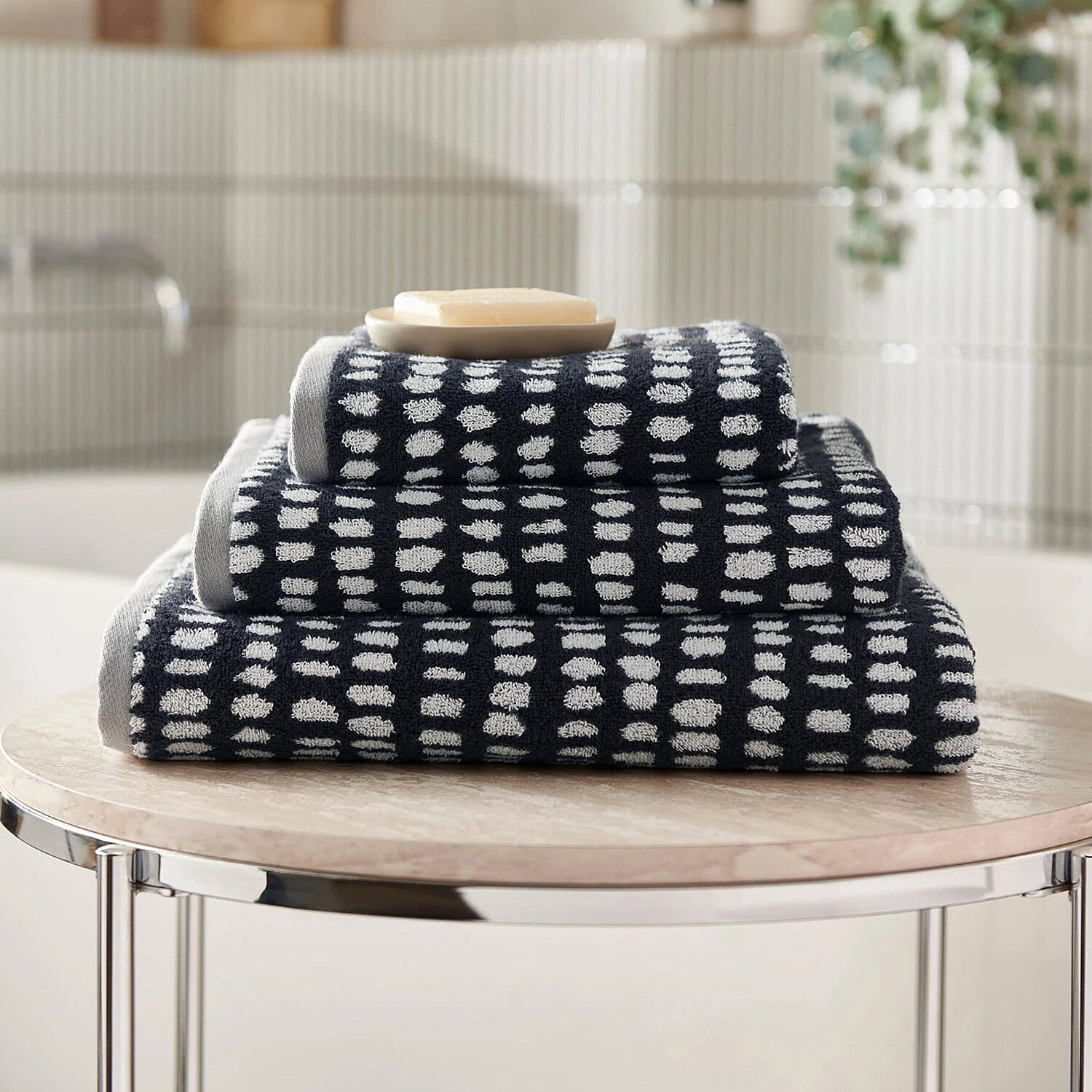 Copenhagen Home 100% Cotton Woven Abstract Dot Pattern Jacquard Hand Towel (90x50CM) - Black