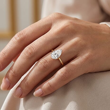 Luxuriant 14K Yellow Gold SGL Certified Lab Grown Diamond (VS-EF) Pear Cut Solitaire Ring 2.00 Ct.