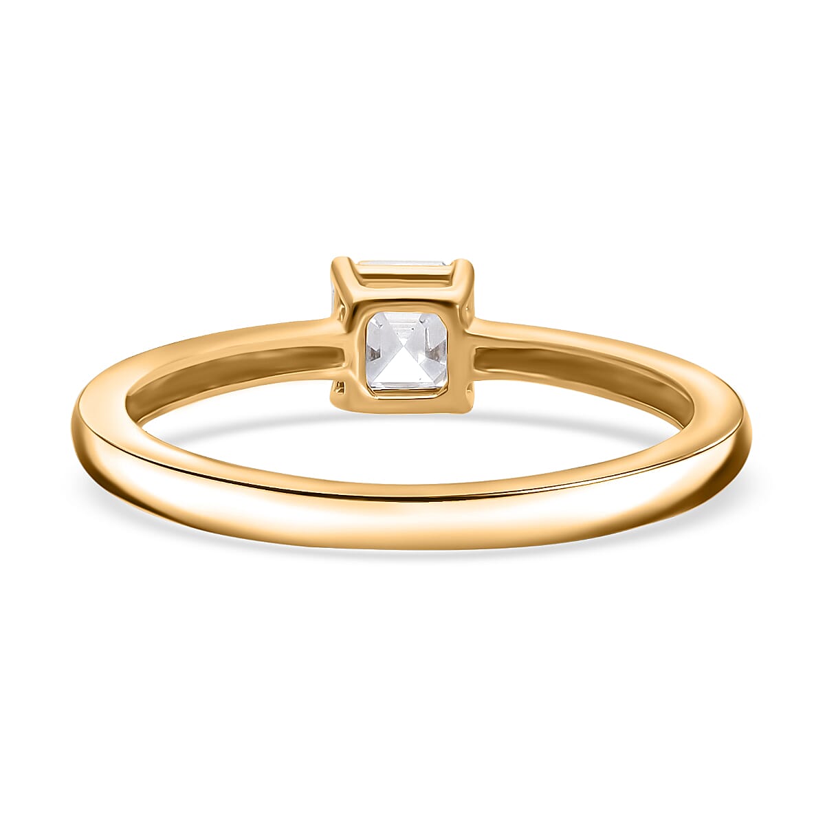Luxuriant 14K Yellow Gold SGL Certified Lab Grown Diamond (VS-EF) Pear Cut Solitaire Ring