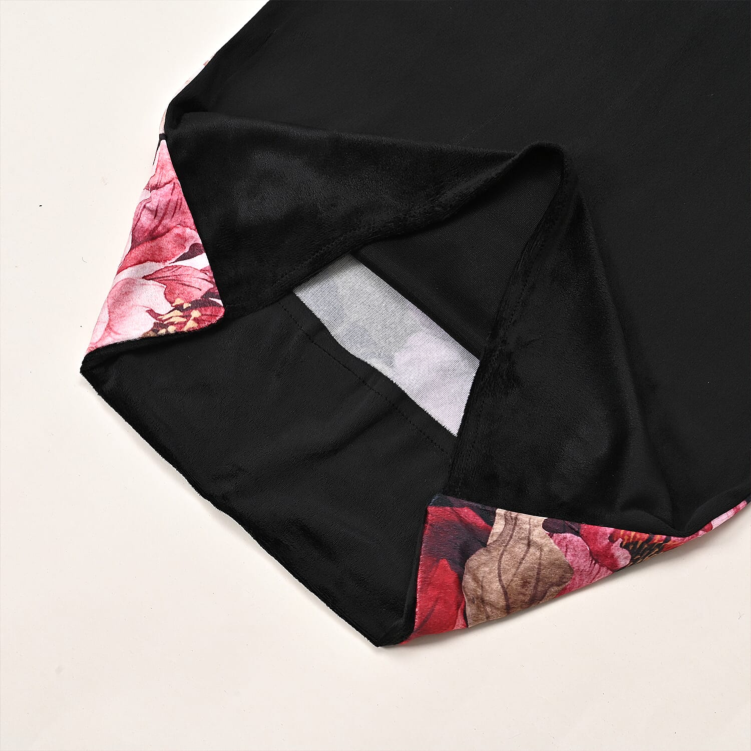 LIVMORE 3-Piece Digital Floral Print Winter Comforter Set