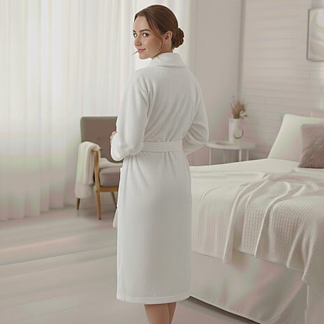 BLACK FRIDAY LAUNCH - Styled By Ultra-Luxurious Supersoft Fleece Dressing Gown 240-260 GSM with Pockets (Size M-L) - 8 to 16 White