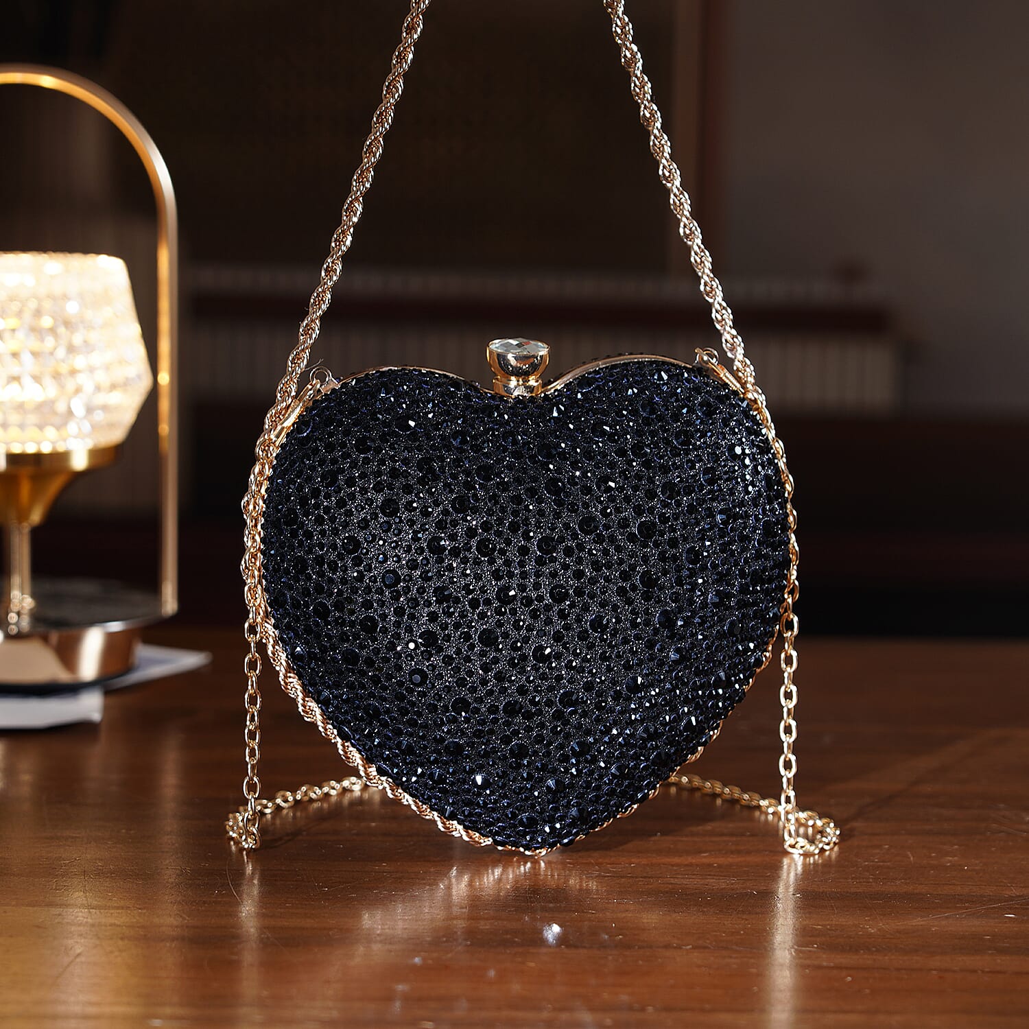 Sheeny Heart-Shaped Crystal Clutch Bag - Black