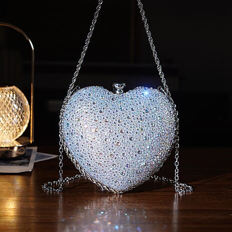 Sheeny Heart-Shaped Crystal Clutch Bag - White