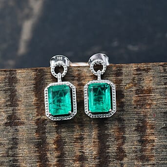 https://tjcuk.sirv.com/Products/82/4/8244894/D-Joy-Emeraldine-Triplet-Quartz-Dangling-Earring-in-Platinum-OverlaySt_8244894_1.jpg?w=342&h=342