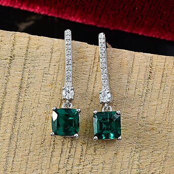 https://tjcuk.sirv.com/Products/82/4/8246013/D-Joy-Lab-Grown-Emerald-White-Zircon-Dangling-Earring-in-Rhodium-Overl_8246013_1.jpg?w=342&h=342