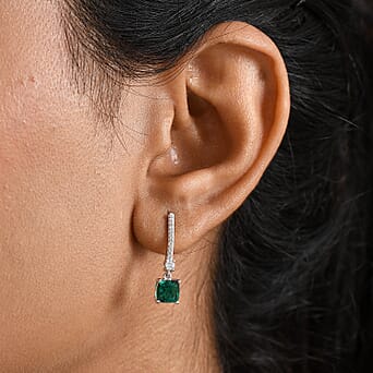 https://tjcuk.sirv.com/Products/82/4/8246013/D-Joy-Lab-Grown-Emerald-White-Zircon-Dangling-Earring-in-Rhodium-Overl_8246013_2.jpg?w=342&h=342