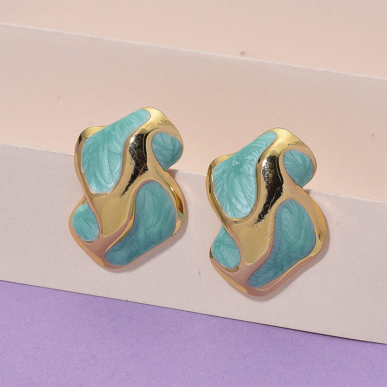 Enamel Earring with Push Back in Yellow Gold Plated