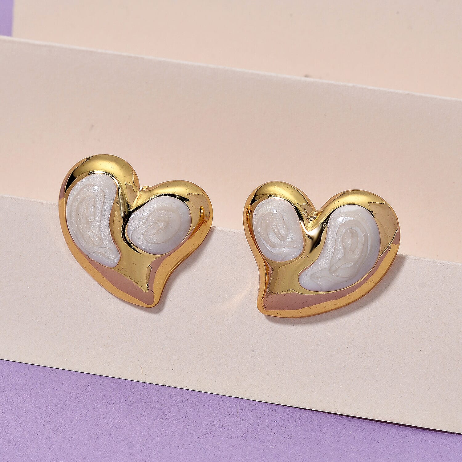 Enamel Earring with Push Back in Yellow Gold Plated