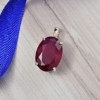 https://tjcuk.sirv.com/Products/82/5/8251607/20-59-Ct-African-Ruby-Solitaire-Pendant-in-9K-Yellow-Gold_8251607_1.jpg?w=342&h=342