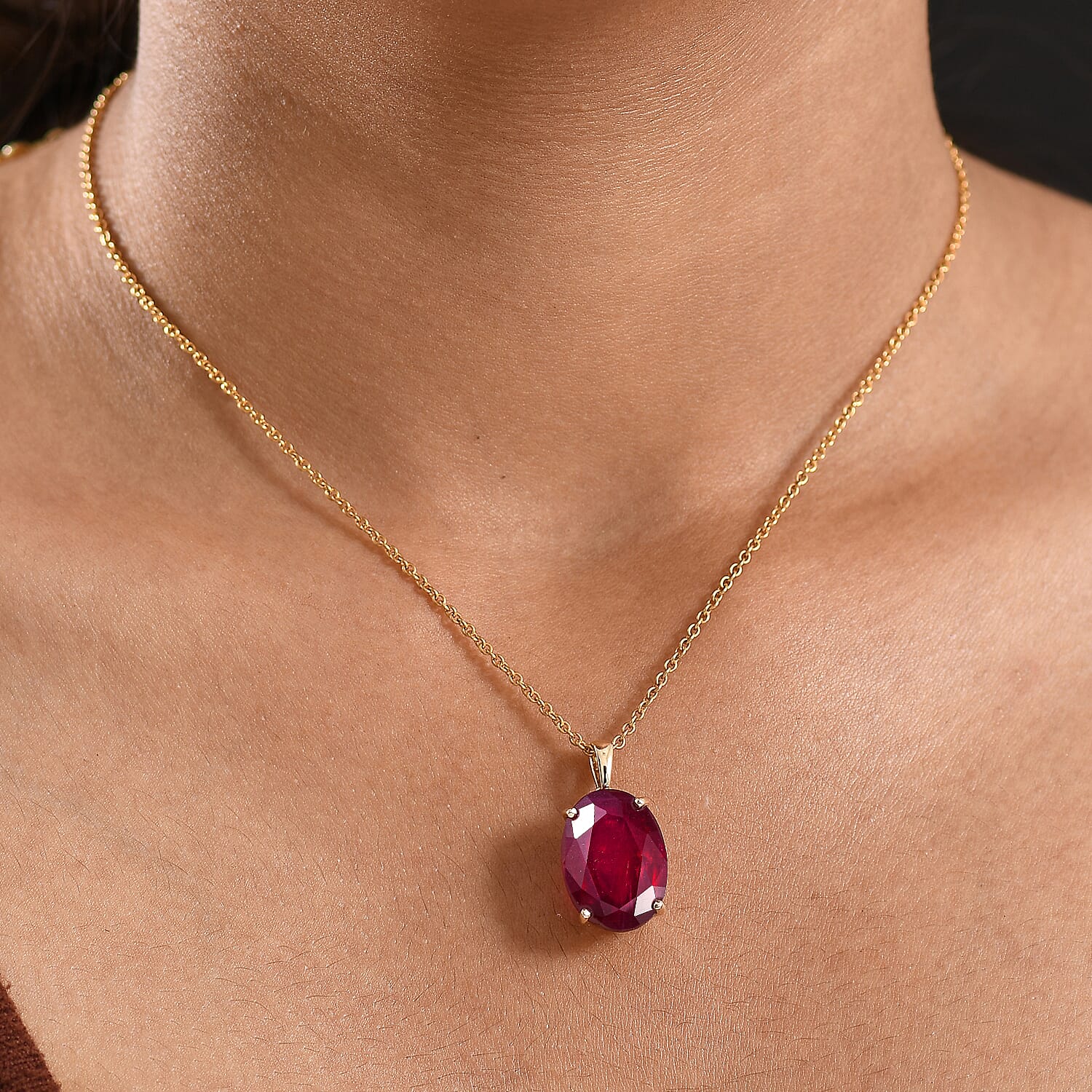 9K Yellow Gold AA African Ruby Solitaire Pendant 20.59 Ct.