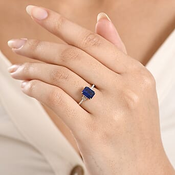 https://tjcuk.sirv.com/Products/82/5/8251765/9K-Yellow-Gold-Kyanite-White-Diamond-Ring-1-89-Ct-Gold-Wt-1-65-Gms_8251765_2.jpg?w=342&h=342
