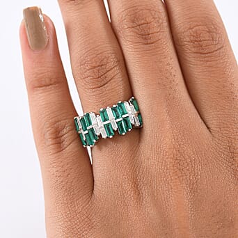 https://tjcuk.sirv.com/Products/82/5/8251937/D-Joy-Lab-Grown-Emerald-Moissanite-Main-Stone-With-Side-Stone-Ring-in-_8251937_2.jpg?w=342&h=342