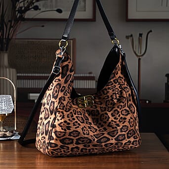 https://tjcuk.sirv.com/Products/82/5/8253656/PU-Patterned-Tote-Bag-Size-35x12x35-Brown_8253656_1.jpg?w=342&h=342