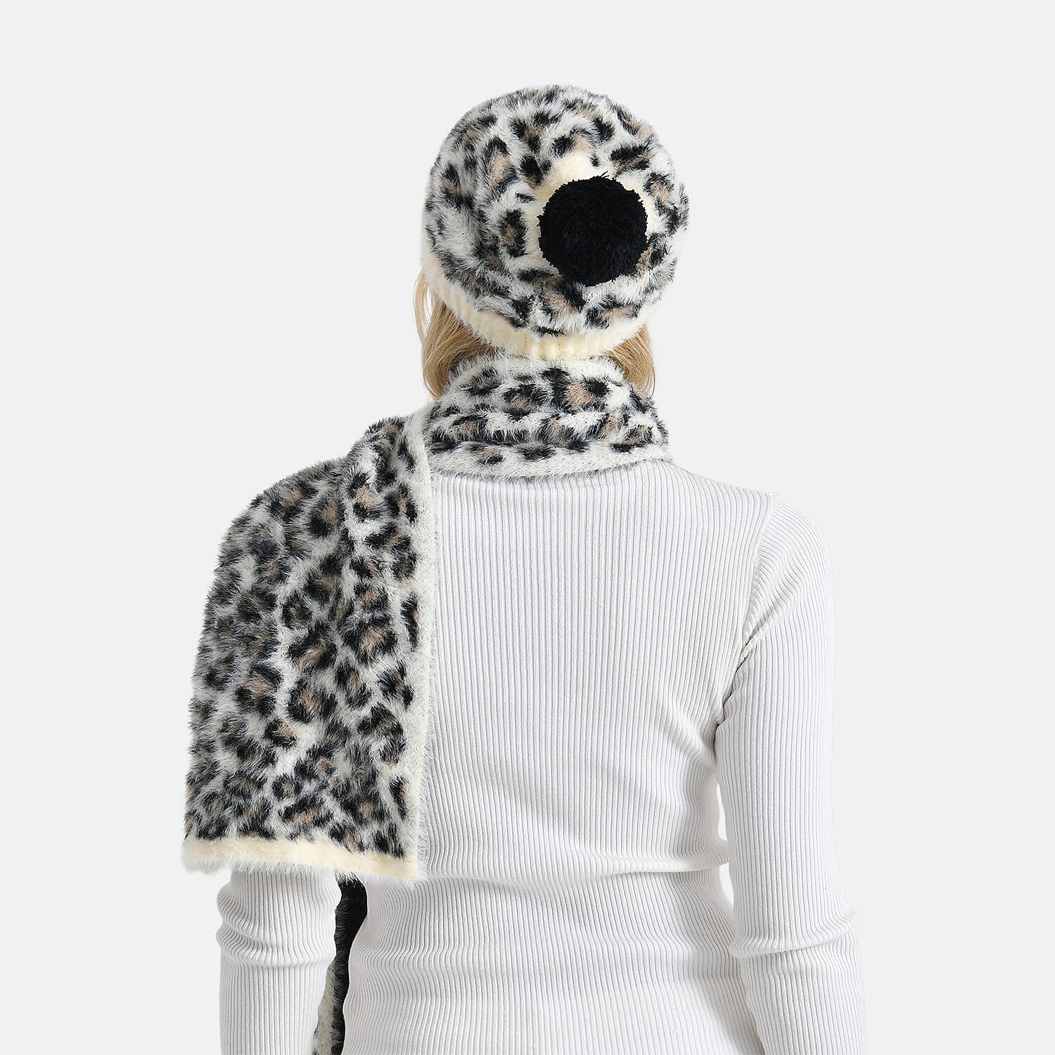 Styled By 2 Piece Leopard Print Scarf and Hat (One Size) - White