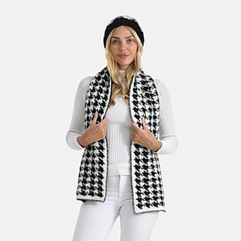 https://tjcuk.sirv.com/Products/82/5/8253699/Styled-By-2-Piece-Scarf-and-Hat-One-Size-Black-White_8253699.jpg?w=342&h=342