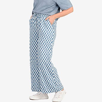 https://tjcuk.sirv.com/Products/82/5/8255551/Maisi-Knitted-Jean-and-Pant-Trouser-Size-Small-Blue_8255551_1.jpg?w=342&h=342