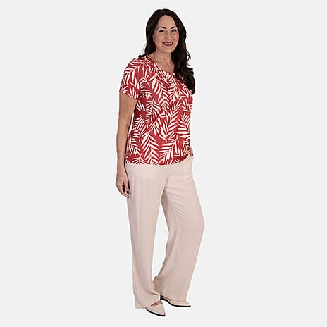 - Maisi Floral Print Short Sleeve Top With Button Detail (Size L, 16-18) - Red